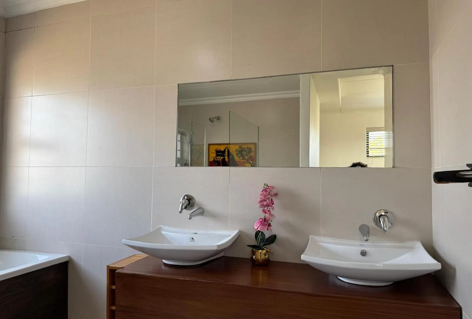 The Sanctuary Guest House Le Cap